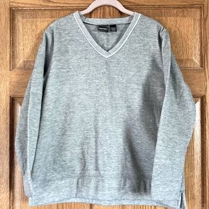 Bobbie Brooks Gray V-Neck Sweatshirt